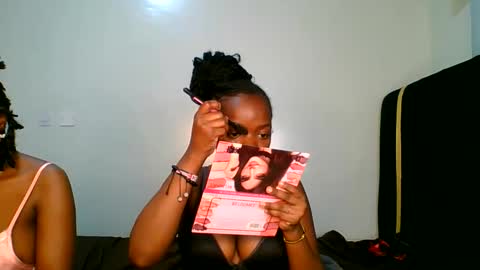 lia online show from May 2026 08:28:01 PM
