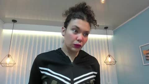 Snapshot of starkjoness chatting on October 2025 12:01:02 PM Stark Jones online show from October 2025 12:01:02 PM