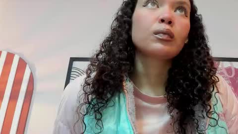 Snapshot of starkjoness chatting on December 2025 12:34:02 PM Stark Jones online show from December 2025 12:34:02 PM