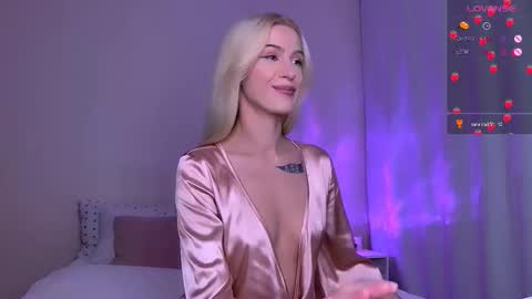 Stacey online show from October 2025 01:02:02 AM