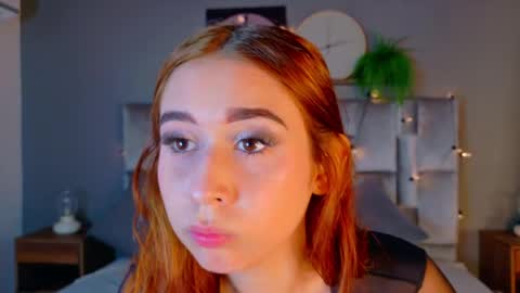 M O O N  online show from April 2026 02:58:01 AM