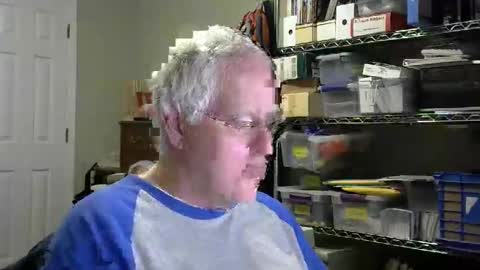 Snapshot of stasw20 chatting on December 2025 10:38:01 PM stasw20 online show from December 2025 10:38:01 PM