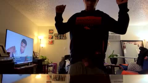 Snapshot of stayready23 chatting on January 2026 06:40:01 AM stayready23 online show from January 2026 06:40:01 AM