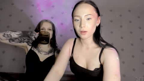 Snapshot of staysi_ chatting on December 2025 10:52:01 PM staysi_ online show from December 2025 10:52:01 PM