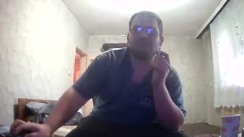 Stefan online show from December 2024 09:50:02 AM