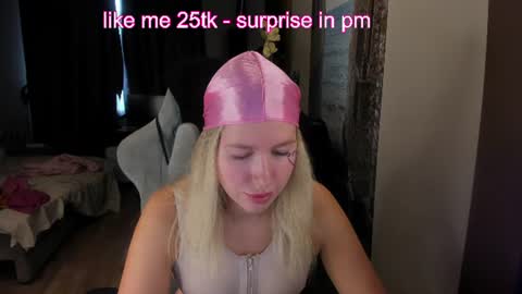 Snapshot of stefany_and_bettany chatting on June 2026 12:03:02 PM stefany_and_bettany online show from June 2026 12:03:02 PM