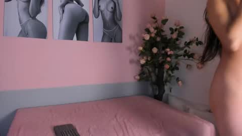 Stefany online show from November 2025 12:38:02 PM