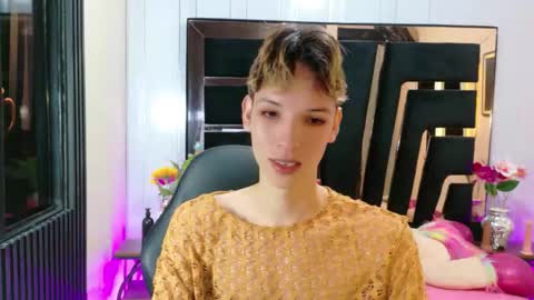 stefany piink online show from March 2026 12:19:01 PM