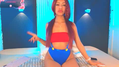 Stefania online show from October 2025 09:17:01 AM