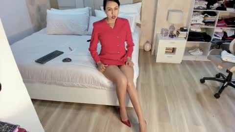 Snapshot of stefi_alizon chatting on March 2026 12:38:02 AM Zuly online show from March 2026 12:38:02 AM