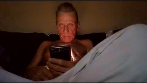 stefy1037 online show from January 2026 03:20:02 AM