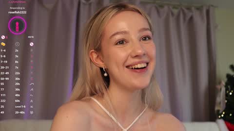 Snapshot of stela_artois chatting on January 2025 01:06:02 AM My name is Stella Nice to meet you Fav Pattern is 111 boobs are real online show from January 2025 01:06:02 AM