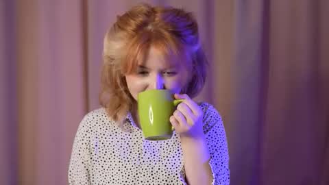 Snapshot of stela_vanila chatting on September 2025 05:09:01 AM Stella online show from September 2025 05:09:01 AM