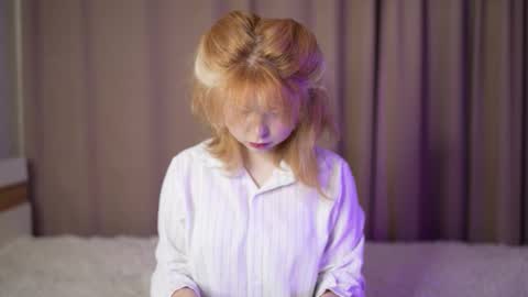 Snapshot of stela_vanila chatting on October 2025 11:25:01 PM Stella online show from October 2025 11:25:01 PM