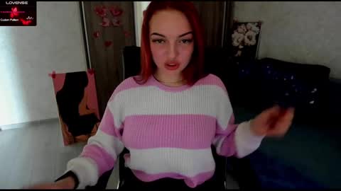 Snapshot of stella__cox chatting on February 2025 08:07:01 AM Stella Cox online show from February 2025 08:07:01 AM