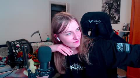 Diana online show from December 2024 08:50:01 PM