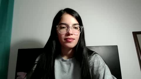 Snapshot of stella_art chatting on January 2025 03:12:02 AM Stella online show from January 2025 03:12:02 AM