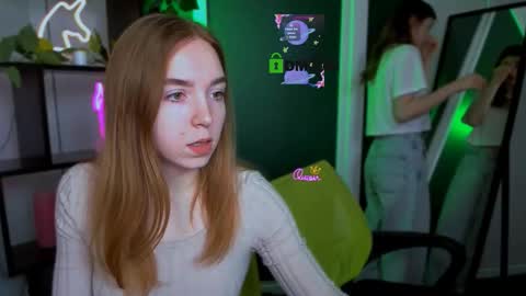 stella_flower online show from March 2026 06:07:01 AM