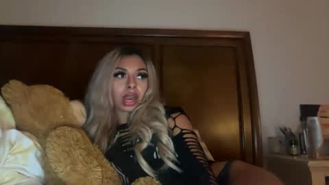 Snapshot of stellaangel chatting on December 2025 09:05:01 AM stellaangel online show from December 2025 09:05:01 AM