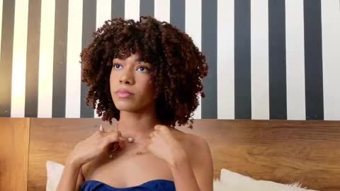 S T E L L A online show from October 2025 10:39:02 PM