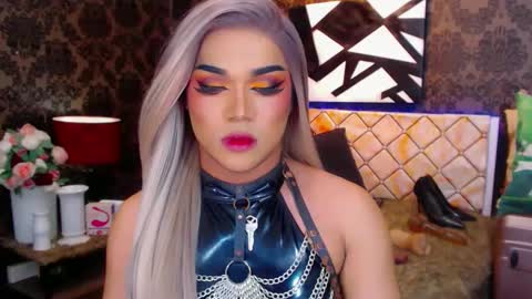 CALL ME STELLA online show from January 2025 10:43:01 AM