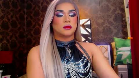 CALL ME STELLA online show from January 2025 01:53:01 AM