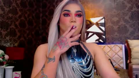 CALL ME STELLA online show from January 2025 09:49:02 AM