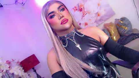 CALL ME STELLA online show from April 2026 07:39:01 AM