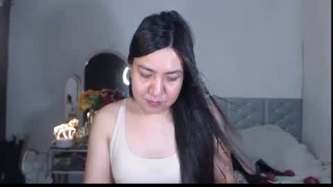 Stella online show from October 2025 04:21:02 AM