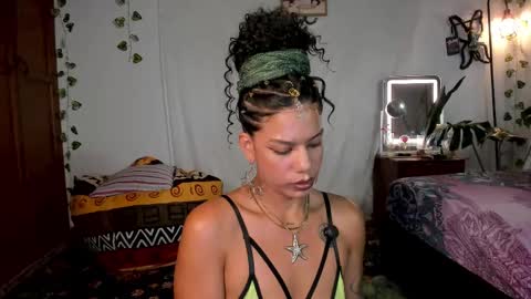 stellart_ online show from October 2025 01:28:01 AM