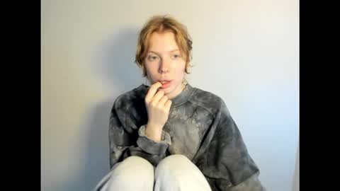 S T E L L A online show from November 2025 08:16:02 AM