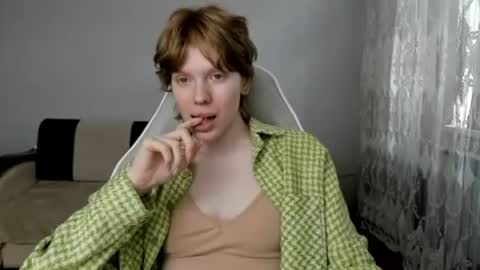 Snapshot of stellaswen chatting on June 2026 11:01:01 AM S T E L L A online show from June 2026 11:01:01 AM