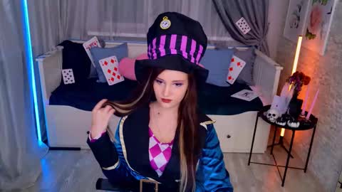 Stella online show from October 2025 04:52:01 PM