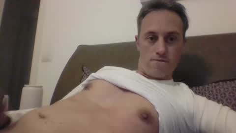 sten015 online show from December 2024 04:30:02 PM