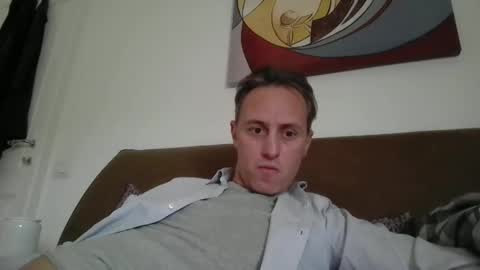 sten015 online show from January 2025 02:19:01 PM