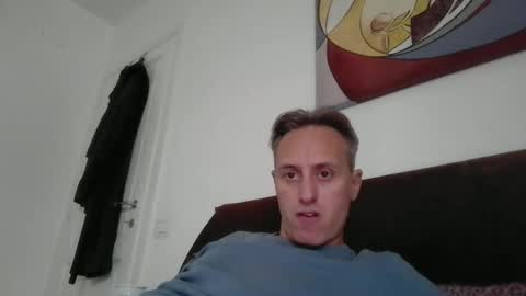 sten015 online show from October 2025 12:39:02 PM