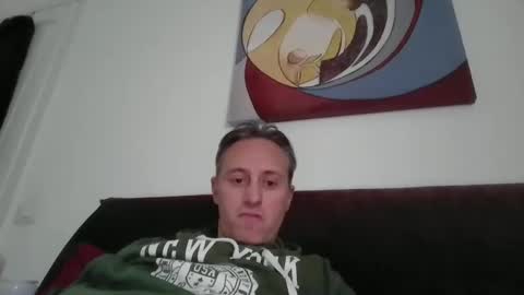 sten015 online show from November 2025 02:07:01 PM