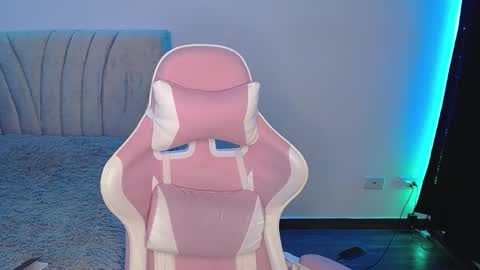 Emma online show from March 2025 08:27:01 AM