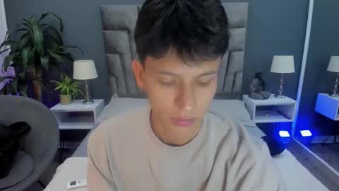 Stephane Rouss online show from October 2025 09:15:02 PM