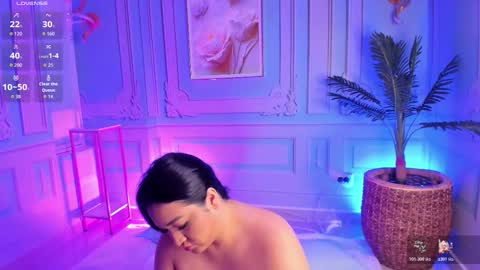         online show from December 2025 02:17:02 AM