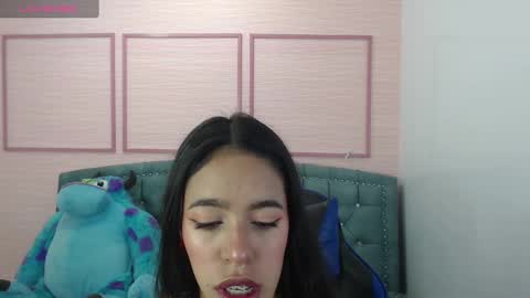 Snapshot of stephania_t chatting on February 2025 10:32:02 AM Stephania online show from February 2025 10:32:02 AM