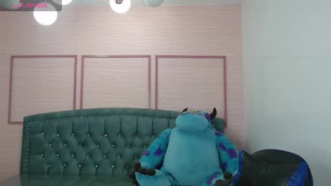 Snapshot of stephania_t chatting on February 2025 10:18:01 AM Stephania online show from February 2025 10:18:01 AM