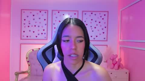 Snapshot of stephania_t chatting on September 2025 11:54:02 AM Stephania online show from September 2025 11:54:02 AM