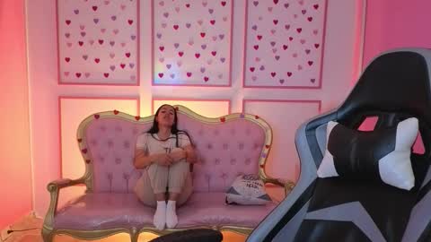 Snapshot of stephania_t chatting on September 2025 12:27:01 PM Stephania online show from September 2025 12:27:01 PM