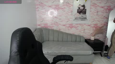 Snapshot of stephania_t chatting on October 2025 12:44:02 PM Stephania online show from October 2025 12:44:02 PM