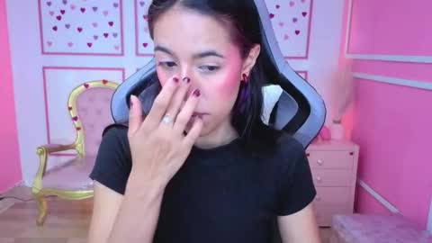 Snapshot of stephania_t chatting on December 2025 11:50:01 AM Stephania online show from December 2025 11:50:01 AM