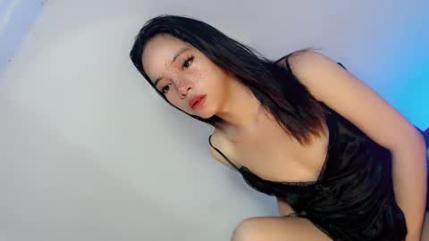 Snapshot of stephanie_hot1 chatting on February 2025 07:51:02 AM STEPHANIE online show from February 2025 07:51:02 AM