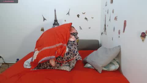 Stephanie   online show from January 2026 11:12:02 AM