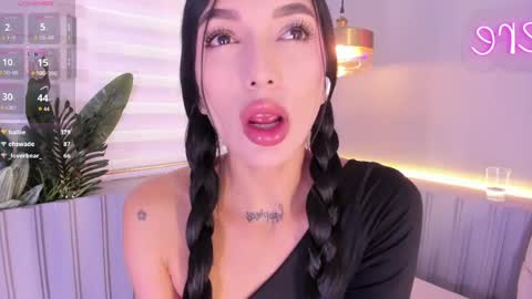 Stephany  online show from May 2026 05:10:01 PM