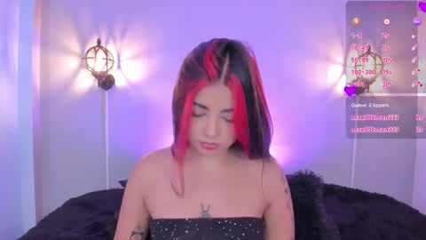 steph online show from November 2025 01:00:02 AM